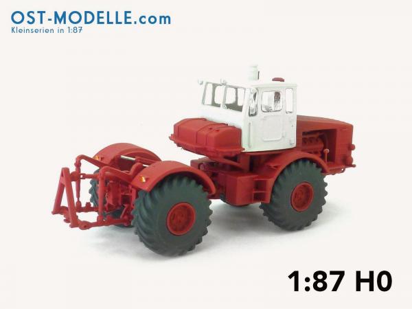 Traktor Kirovets K700 rot weiss ohne  Motorverkleidung